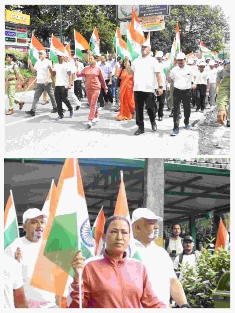 कैबिनेट मंत्री रेखा आर्या ने निकाली तिरंगा यात्रा,लोगो से की अपने-अपने घरों व प्रतिष्ठानों पर तिरंगा फहराने की अपील