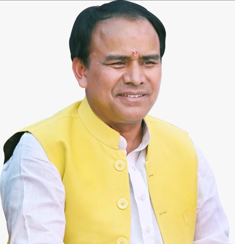 उत्तराखंड चिकित्सा शिक्षा विभाग में बंपर प्रमोशन  56 मेडिकल फैकल्टी की पदोन्नति को सरकार की मंजूरी  विभिन्न राजकीय मेडिकल कॉलेजों में दी गई तैनाती