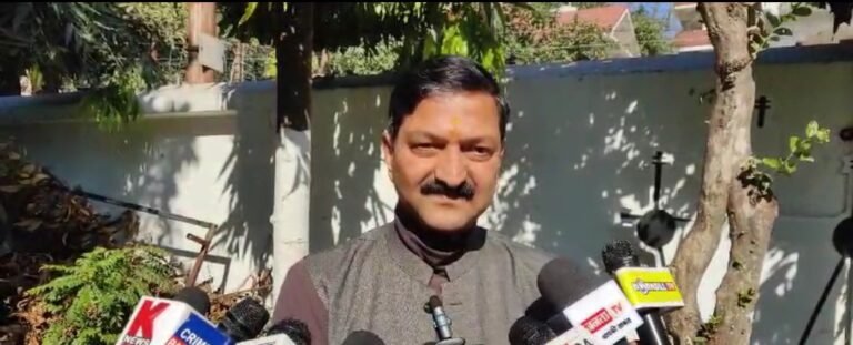 प्रदेश में ग्रीष्मकालीन चार धाम यात्रा के बाद अब शीतकालीन यात्रा को लेकर बीकेटीसी अध्यक्ष अजेंद्र अजय ने कहा कि प्रदेश में तीर्थाटन की अपार संभावनाओं को देखते हुए मुख्यमंत्री ने शीतकालीन चार धाम यात्रा का शुभारंभ किया है ।