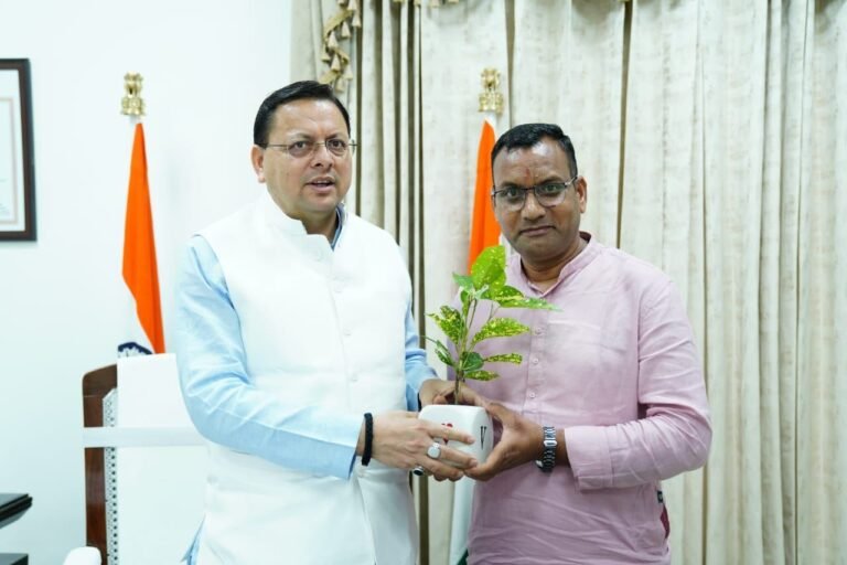 मुख्यमंत्री पुष्कर सिंह धामी से मिले खेल परिषद के उपाध्यक्ष राज्यमंत्री हेमराज बिष्ट, 23 दिवसीय गढ़वाल मंडल प्रवास की विस्तृत रिपोर्ट साझा की