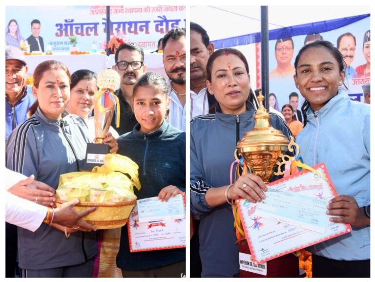हल्द्वानी में आयोजित की गई मैराथन दौड़ में खेल मंत्री रेखा आर्या ने पदक विजेताओं को किया सम्मानित