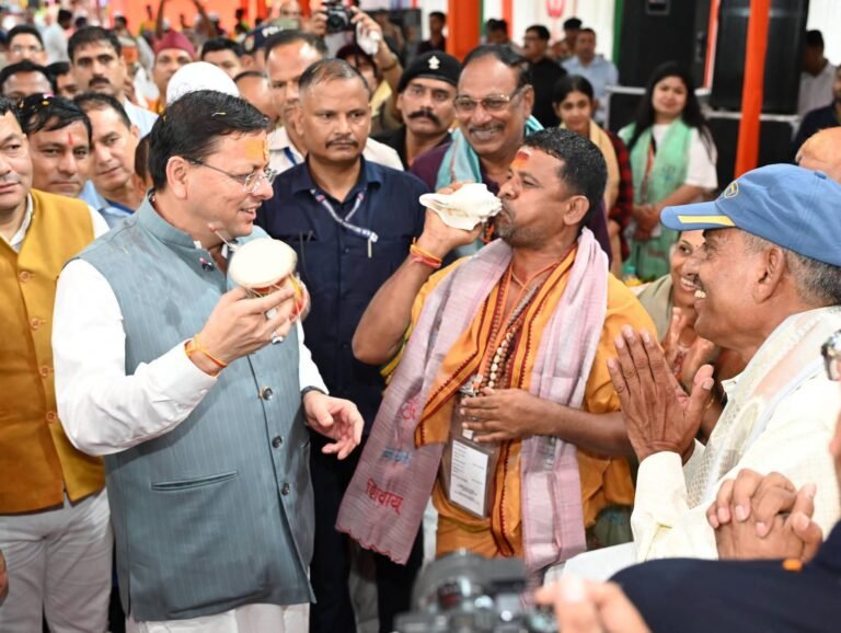 टनकपुर, चम्पावत में कैलाश मानसरोवर यात्रा-2026 के प्रथम दल का भव्य स्वागत